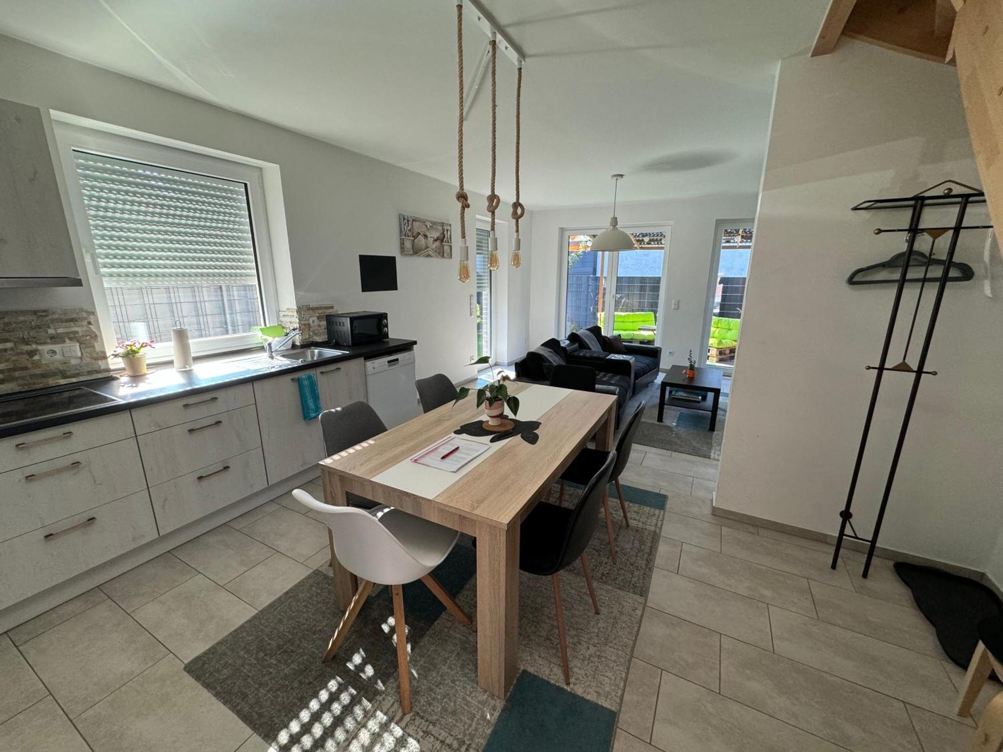 Neubau, Moderne Haushaelfte In Hamburg Apartment Exterior foto